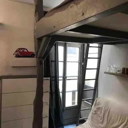 Marais Saint Paul Apartment *